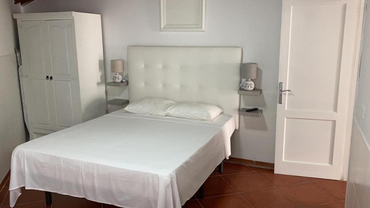 Apartametos Elena 11 拉哈雷斯 外观 照片